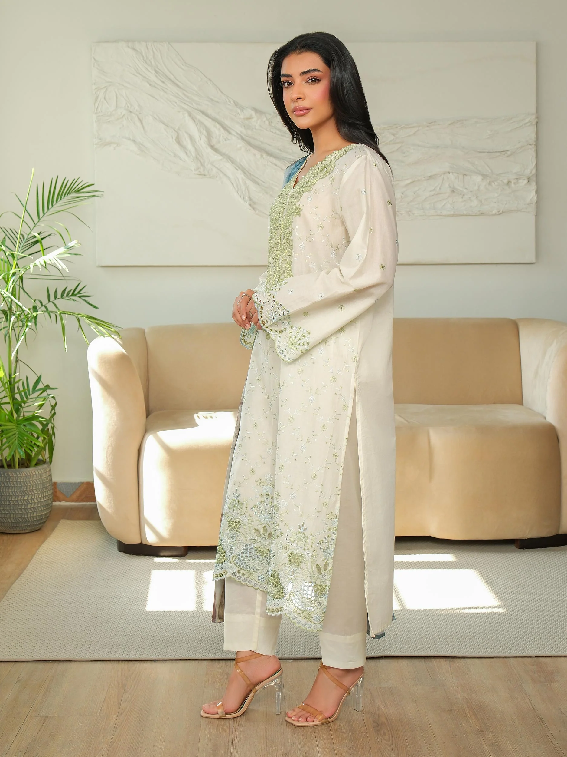 3 Piece Khaddar Suit-Embroidered (Unstitched) - Image 4