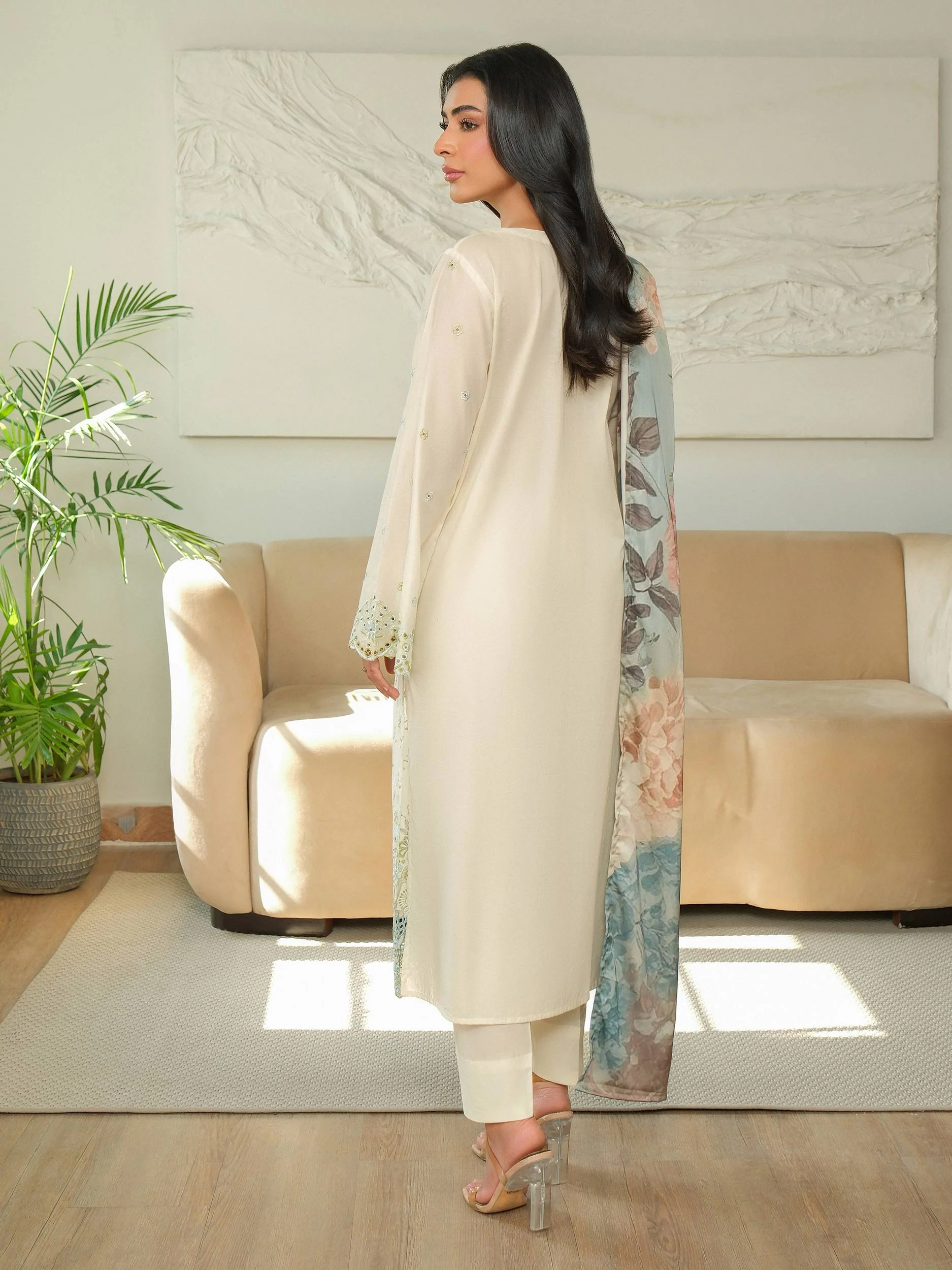 3 Piece Khaddar Suit-Embroidered (Unstitched) - Image 5