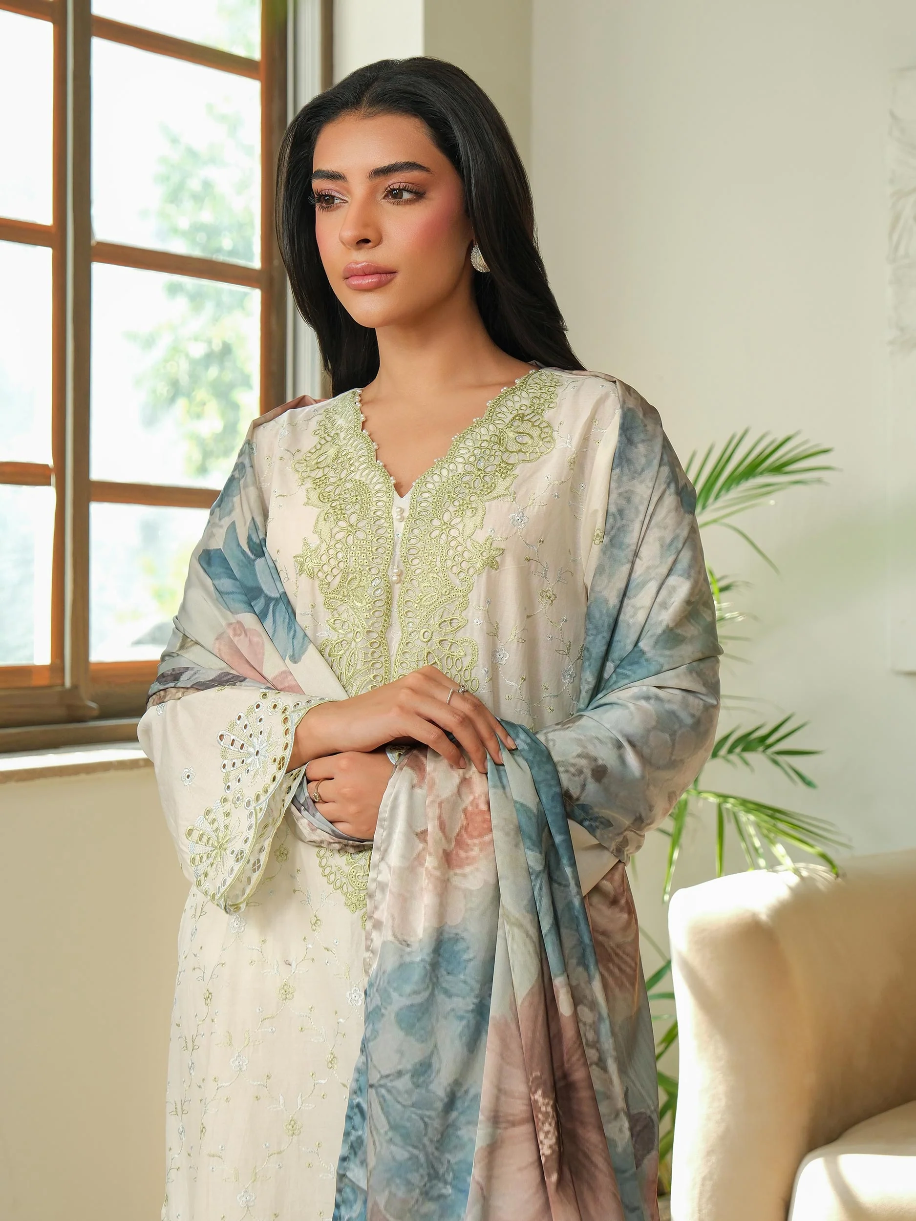 3 Piece Khaddar Suit-Embroidered (Unstitched) - Image 6