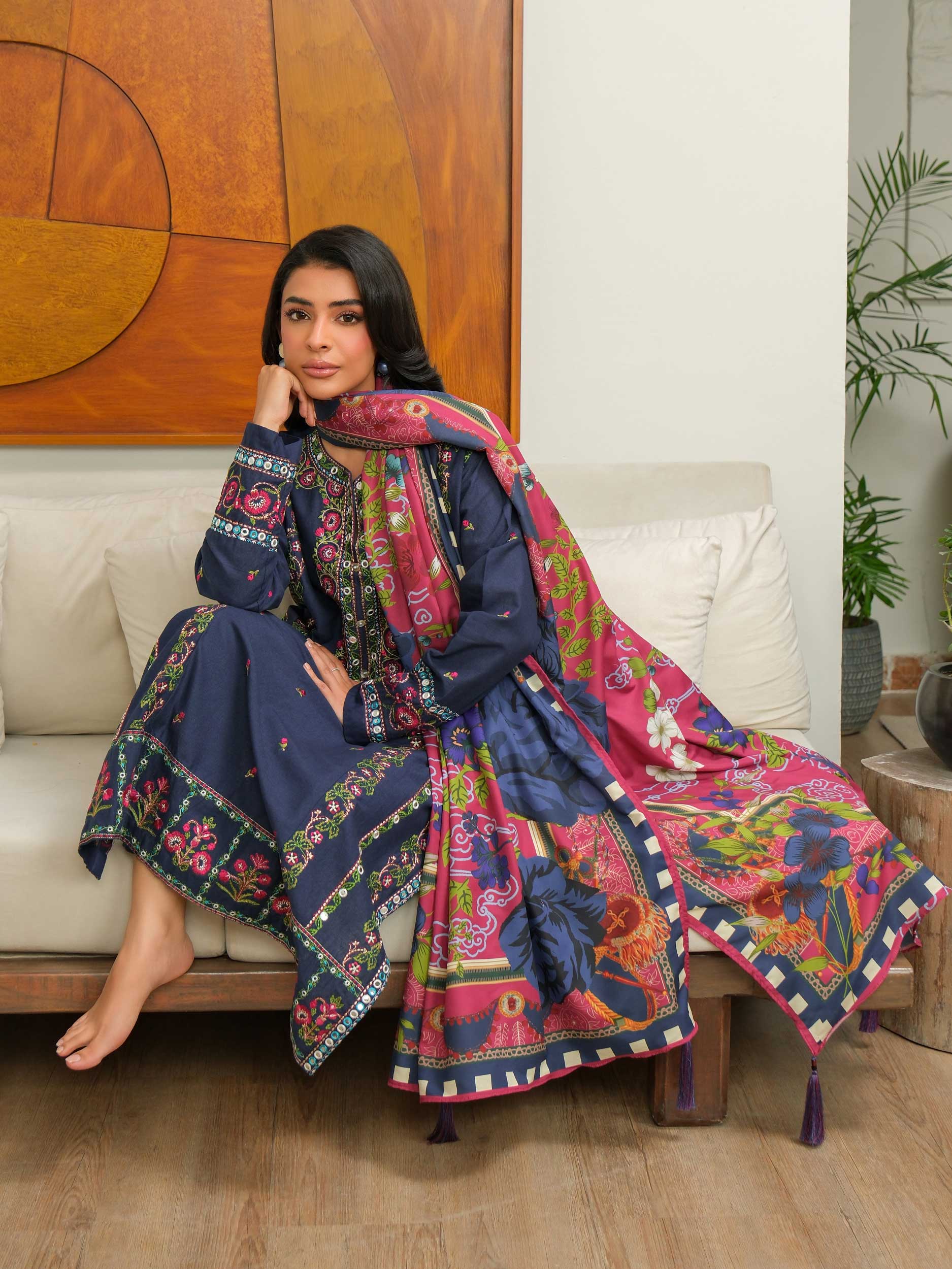 3 Piece Khaddar Suit-Embroidered (Unstitched) - Image 7
