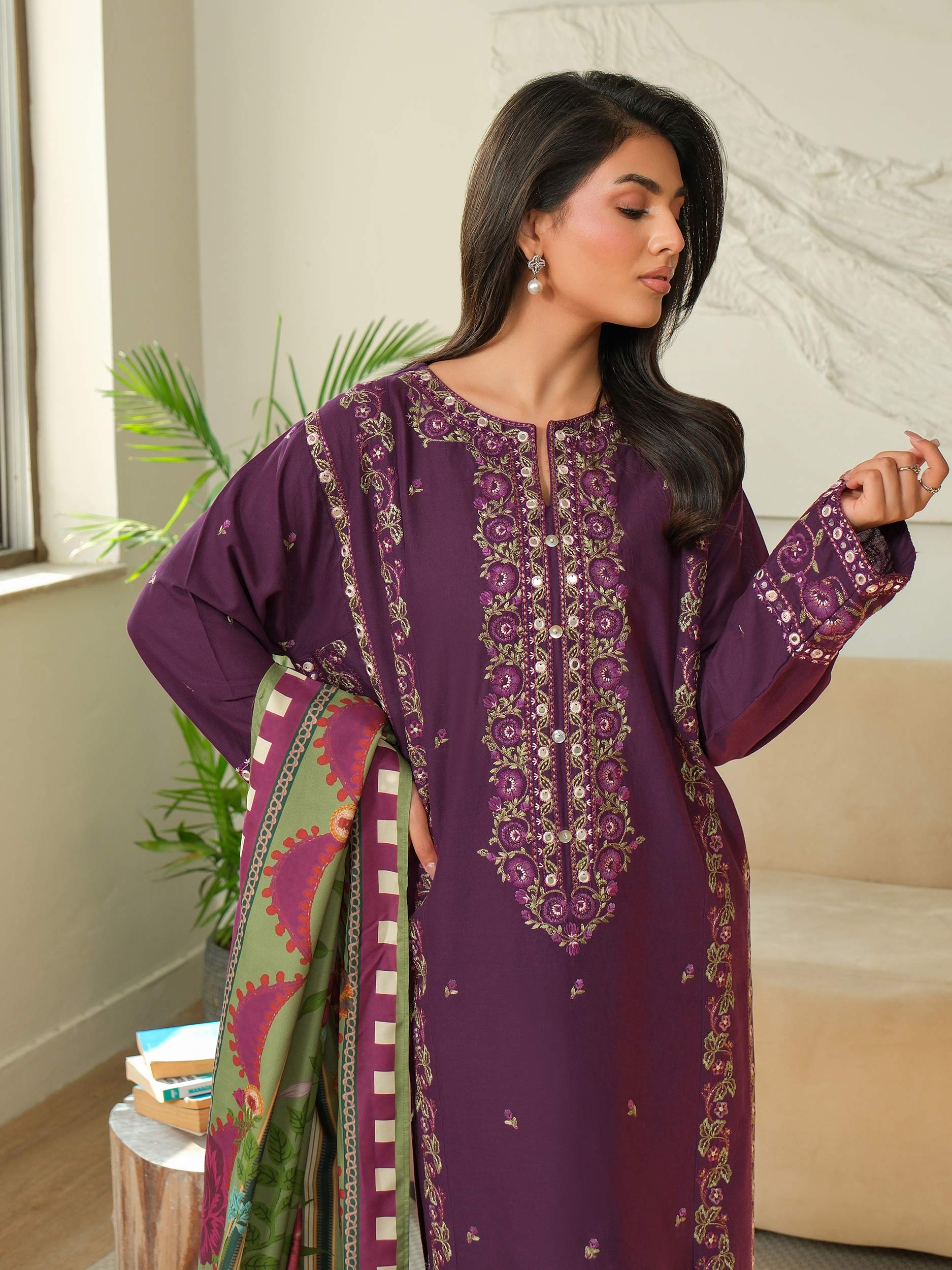 3 Piece Khaddar Suit-Embroidered (Unstitched) - Image 2