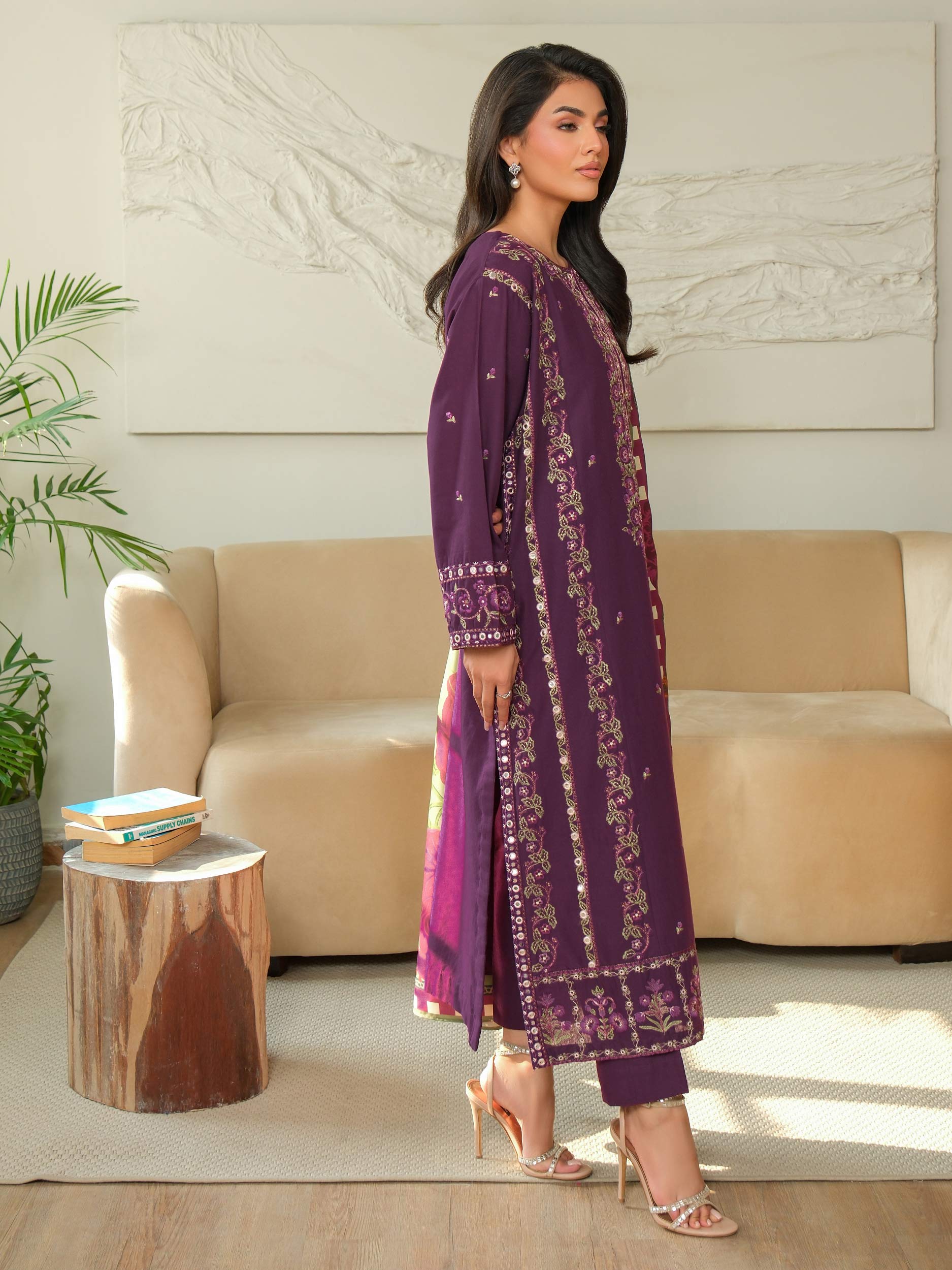 3 Piece Khaddar Suit-Embroidered (Unstitched) - Image 3