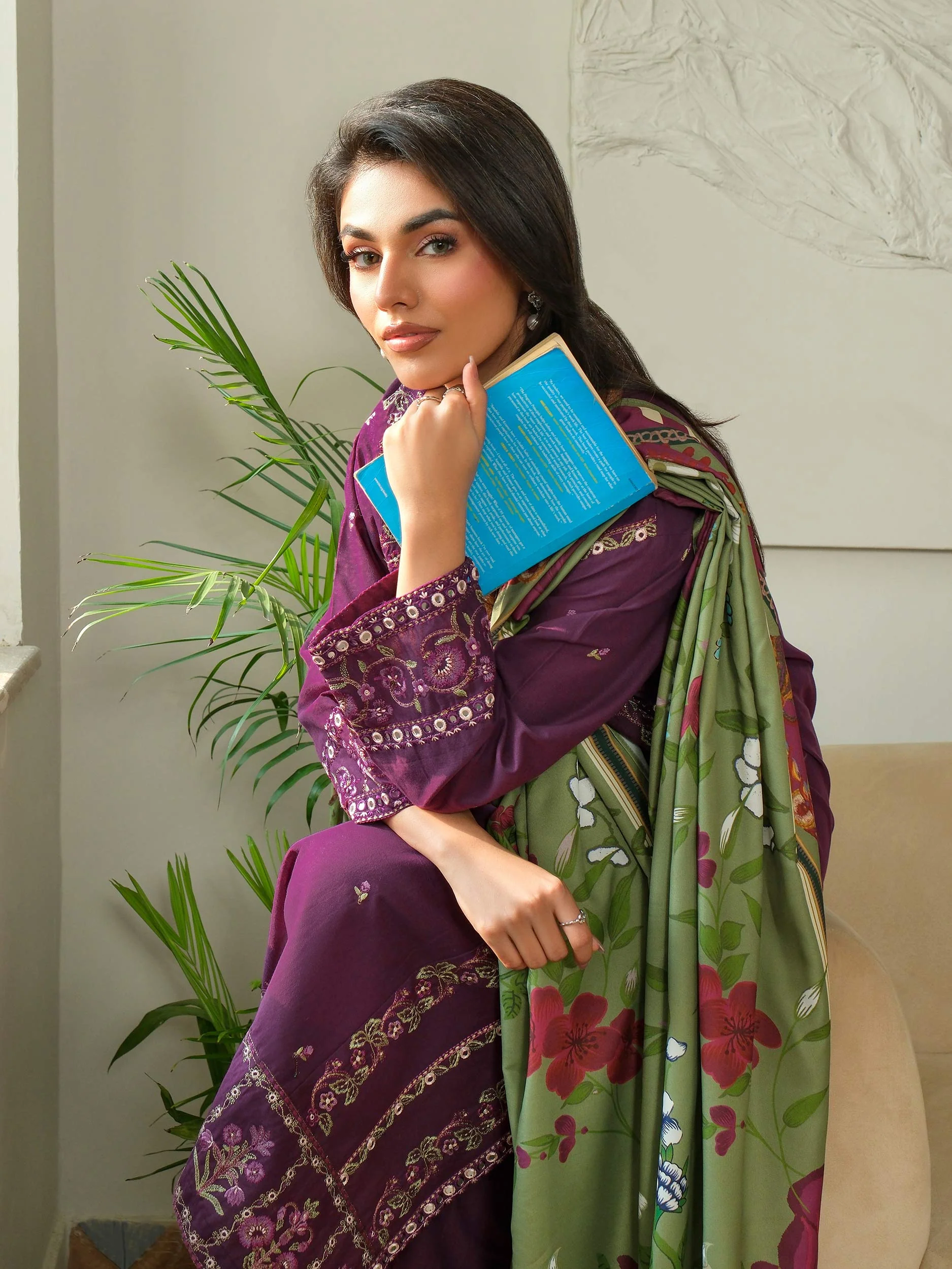 3 Piece Khaddar Suit-Embroidered (Unstitched) - Image 5