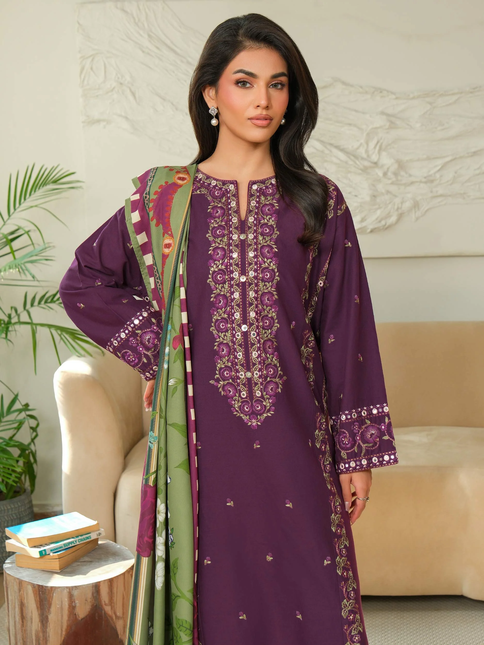 3 Piece Khaddar Suit-Embroidered (Unstitched) - Image 6