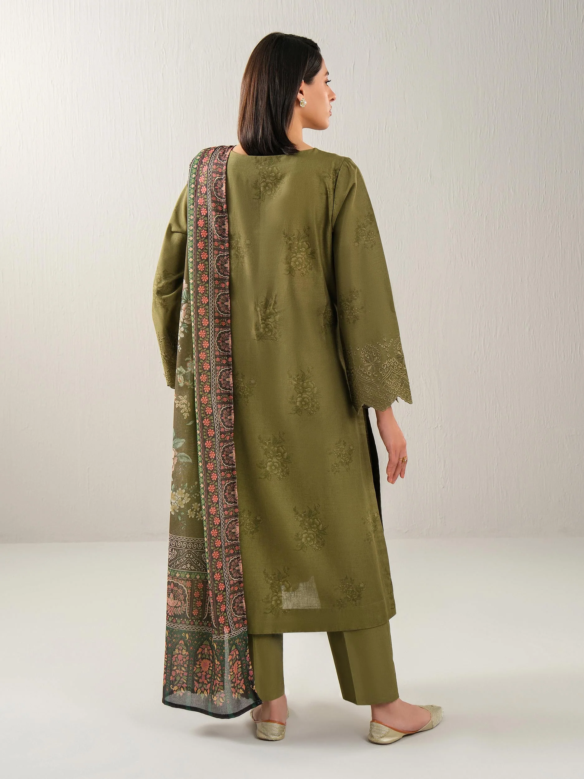 3 Piece Khaddar Suit-Embroidered (Unstitched) - Image 3