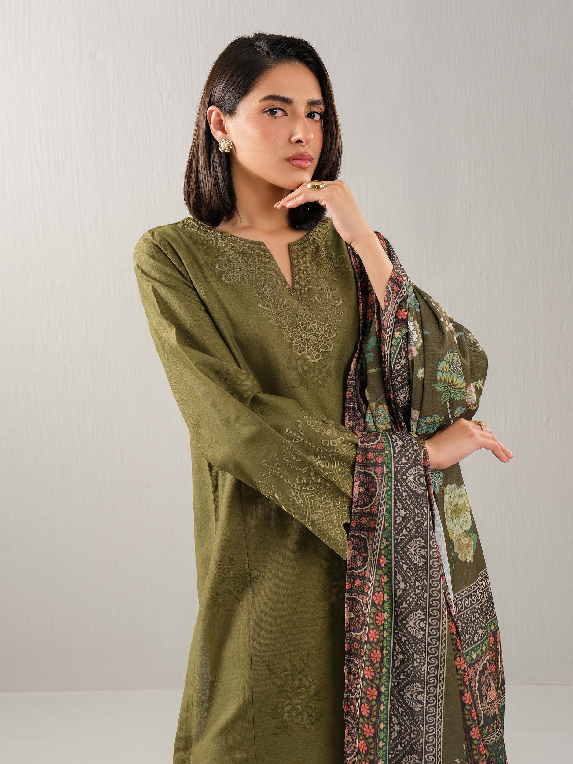 3 Piece Khaddar Suit-Embroidered (Unstitched) - Image 4