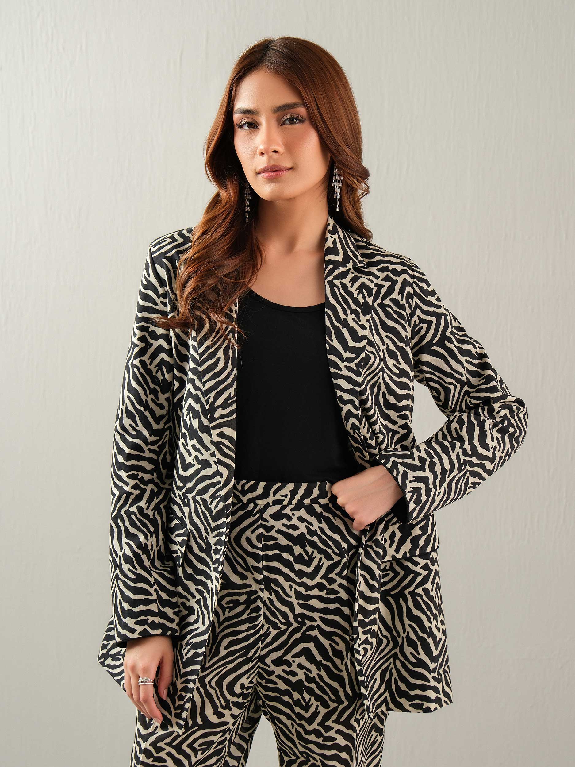 Khaddar Shirt-Printed (Unstitched) - Image 5