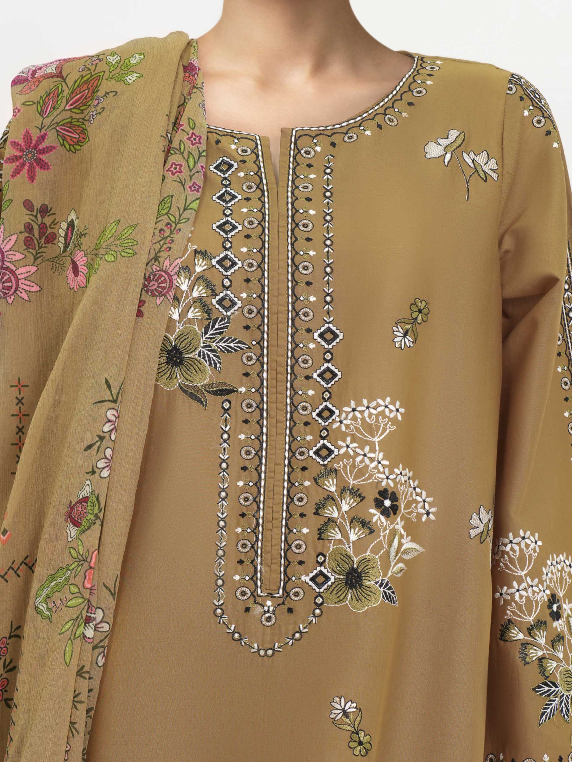 3 Piece Lawn Suit-Embroidered (Unstitched) - Image 3