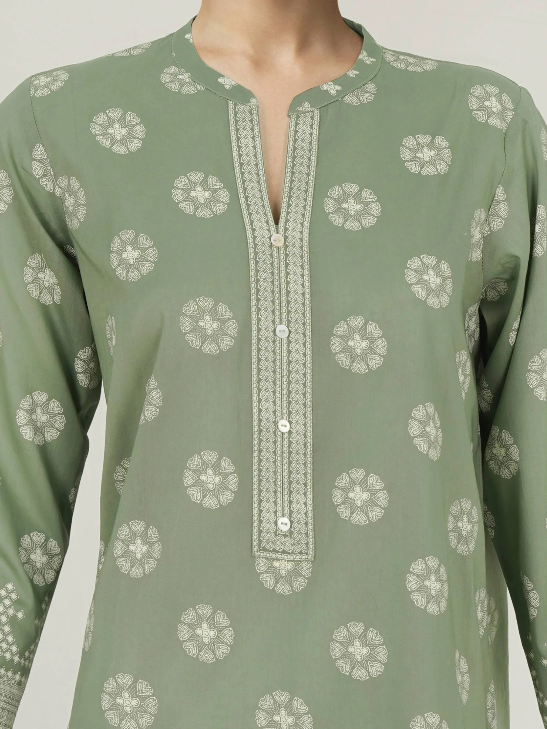 3 Piece Lawn Paste Suit (Unstitched) - Image 4