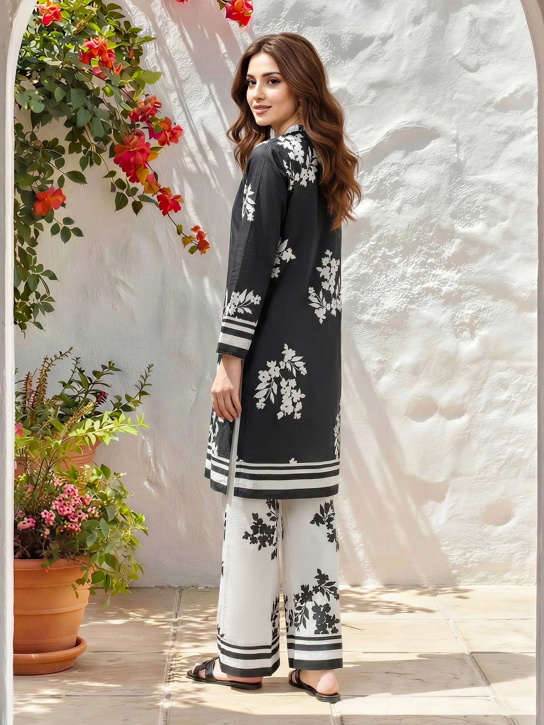 2 Piece Lawn Suit (Unstitched) - Image 3