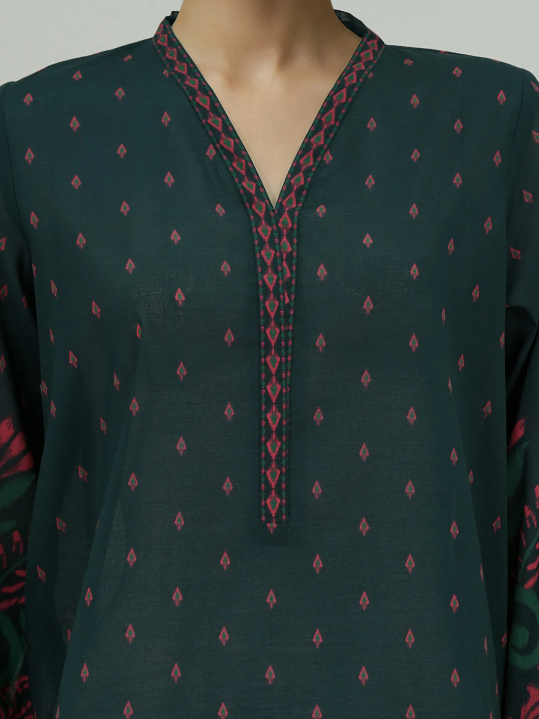 2 Piece Lawn Suit -Printed (Unstitched) - Image 4