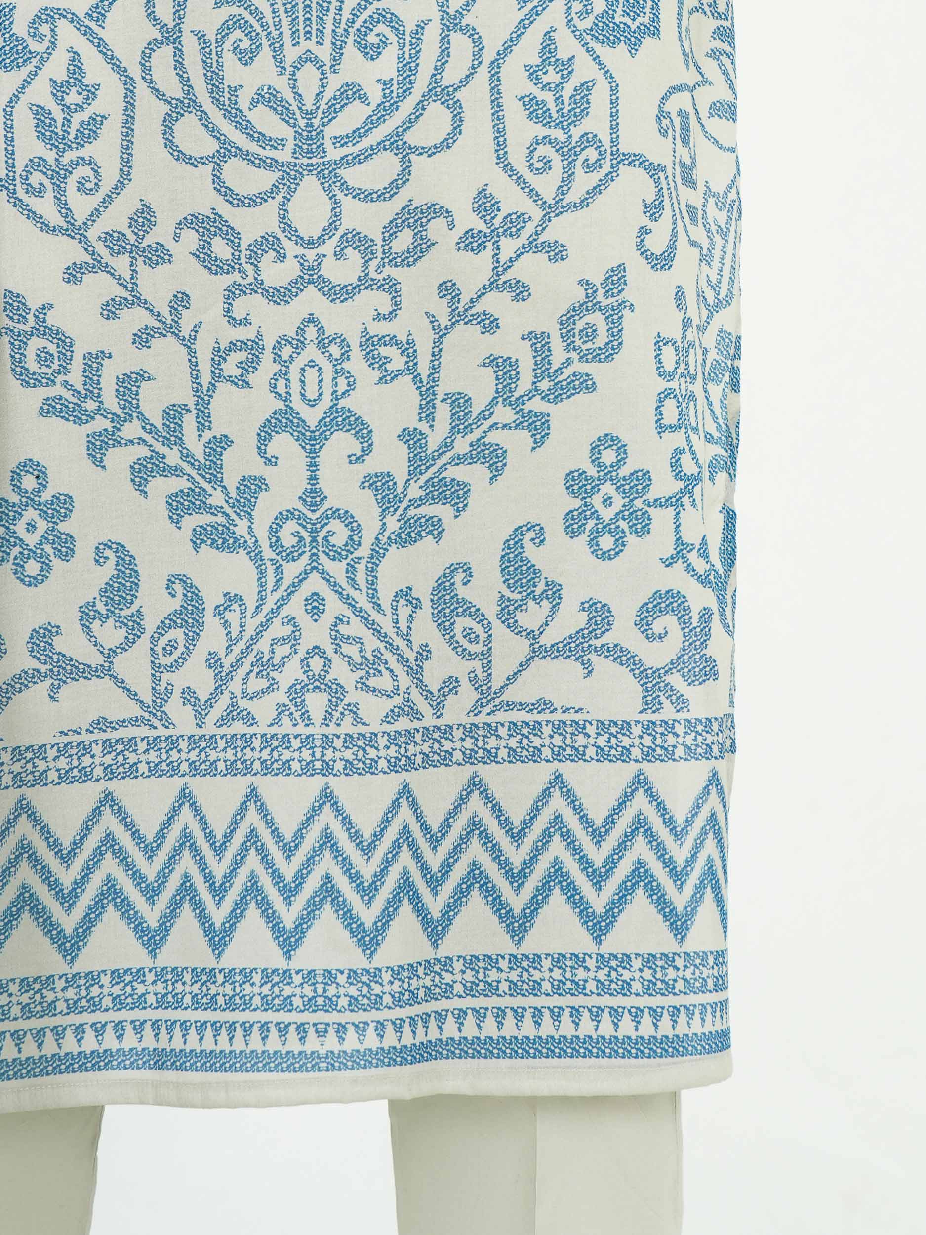 3 Piece Lawn Suit (Unstitched) - Image 5