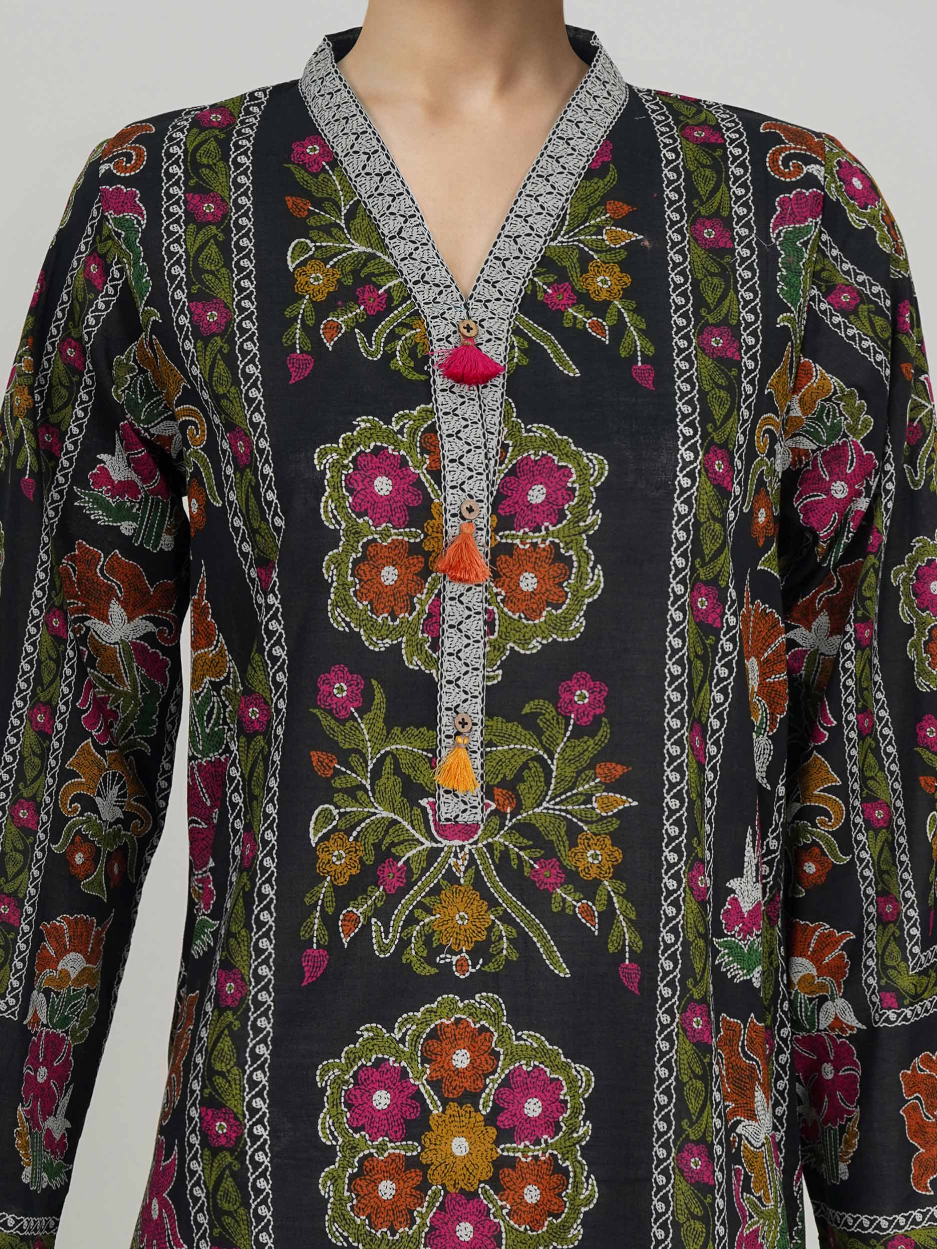 3 Piece Lawn Suit- Printed (Unstitched) - Image 4