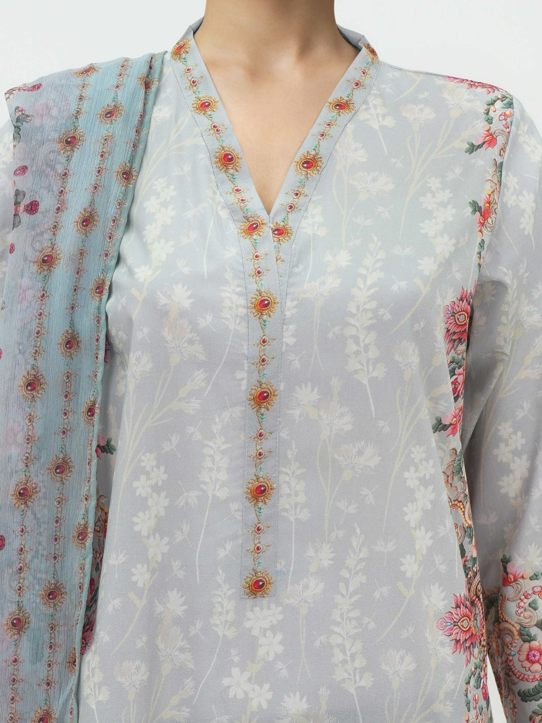 3 Piece Lawn Suit (Unstitched) - Image 4
