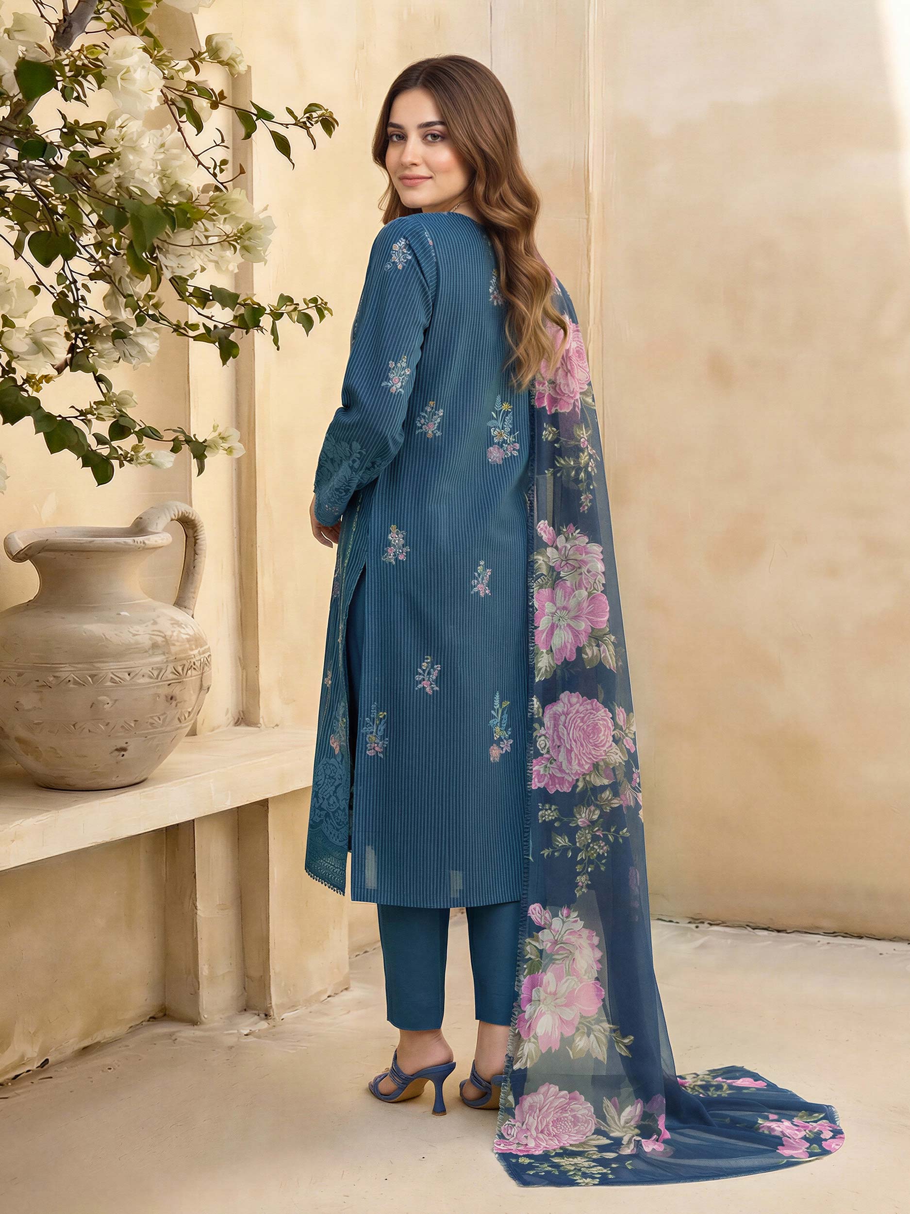 3 Piece Lawn Suit- Printed (Unstitched) - Image 3