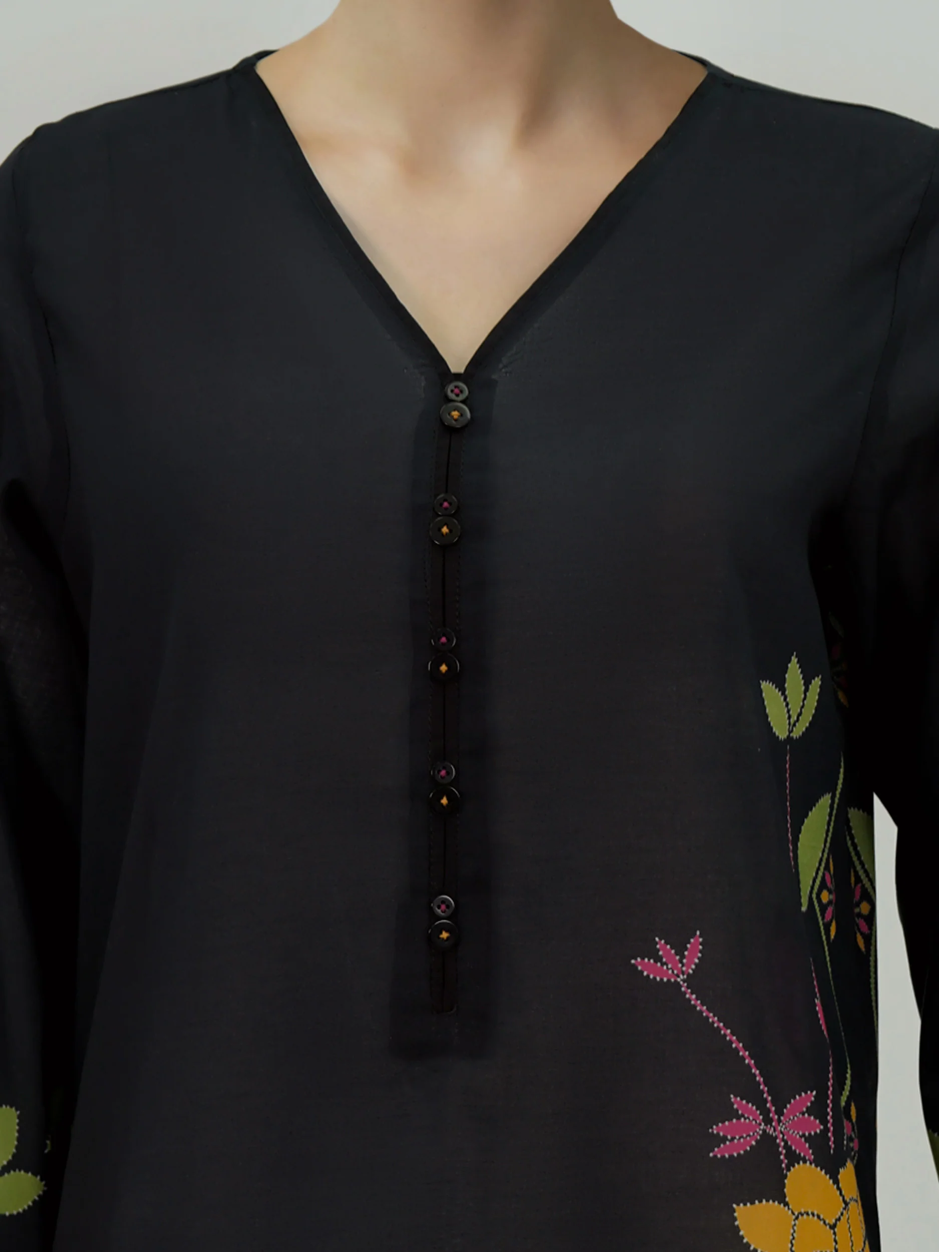 2 Piece Lawn Suit- Printed (Unstitched) - Image 4