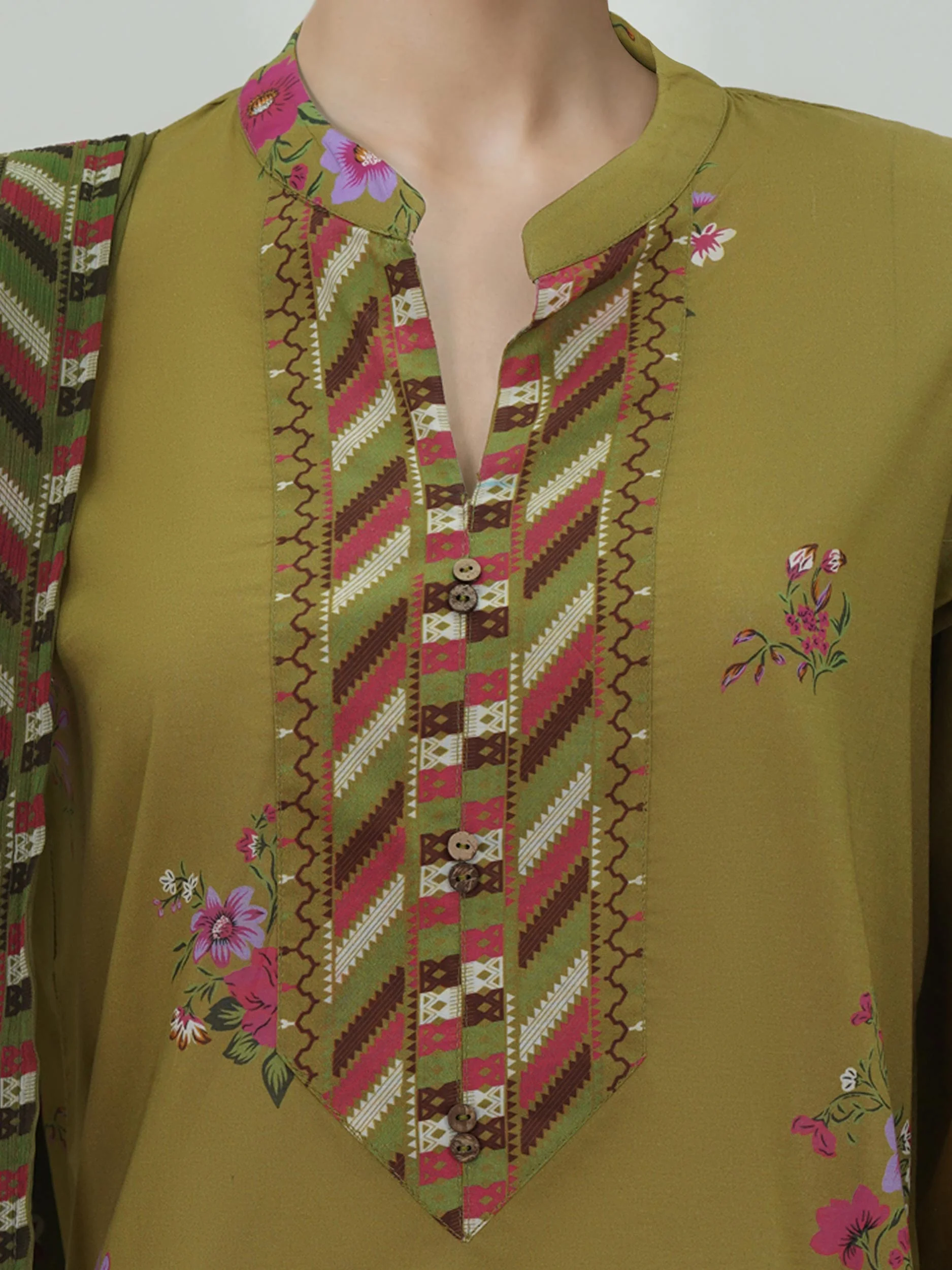 3 Piece Lawn Suit- Printed (Unstitched) - Image 4