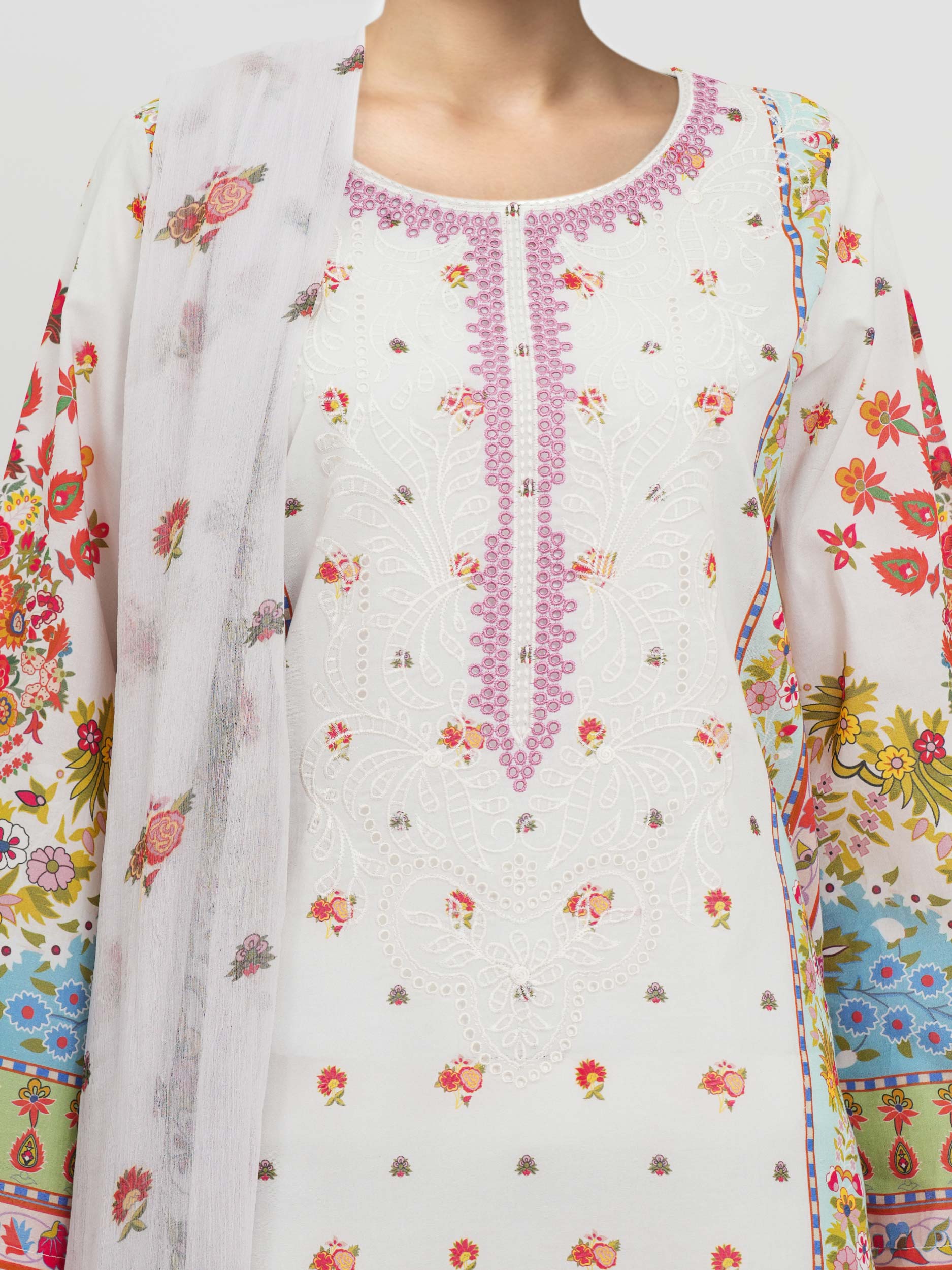 3 Piece Lawn Suit-Embroidered (Unstitched) - Image 4