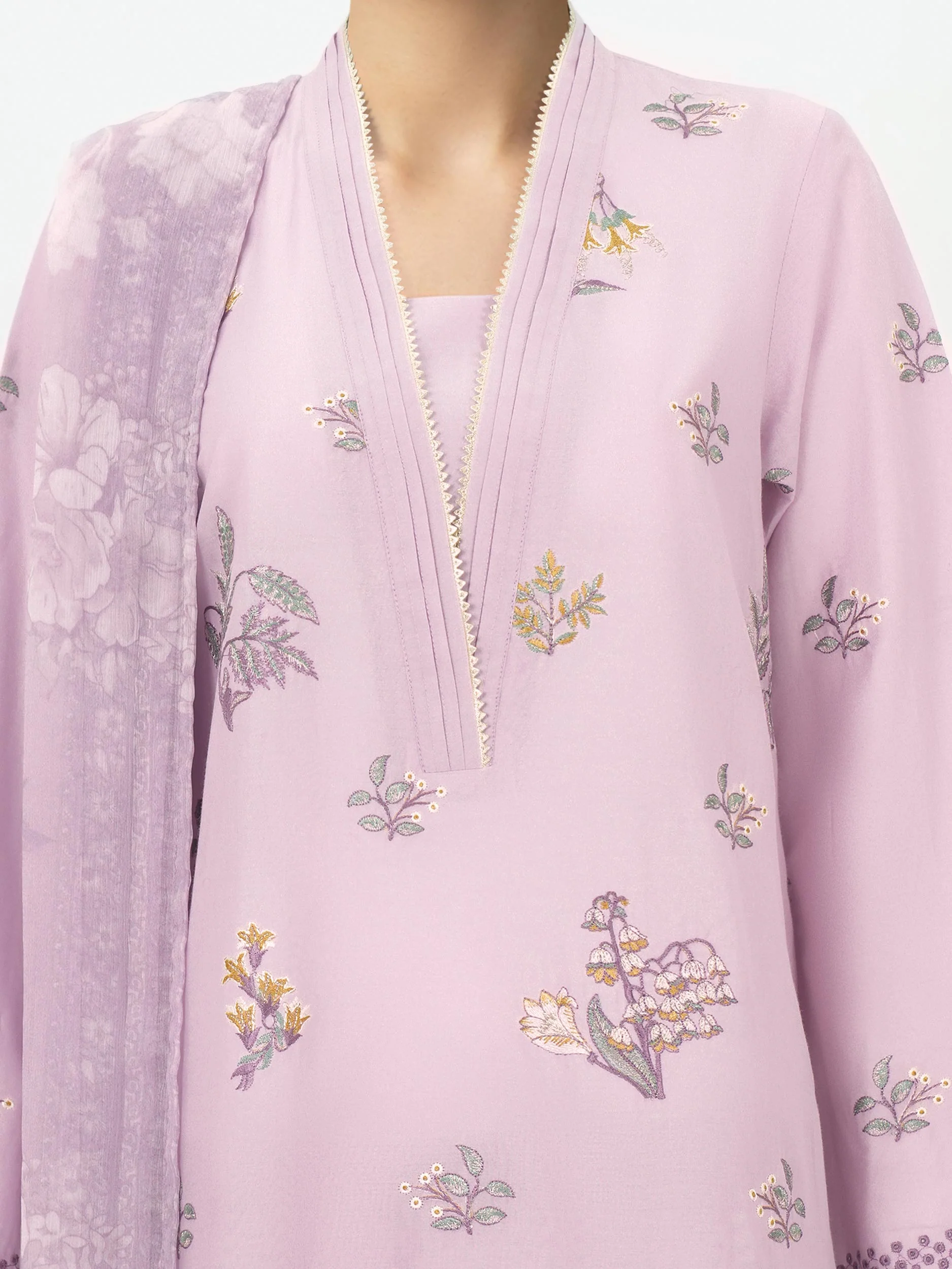 3 Piece Lawn Suit- Embroidered (Unstitched) - Image 4