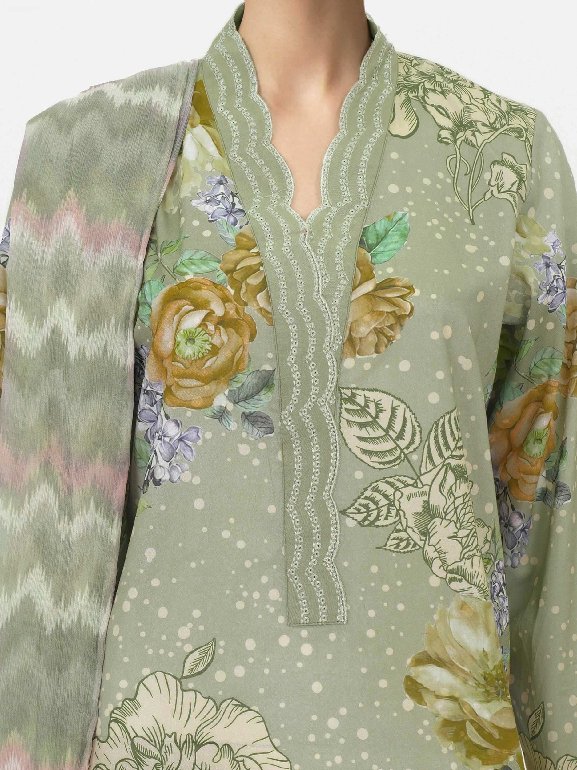 3 Piece Lawn Suit- Embroidered (Unstitched) - Image 4
