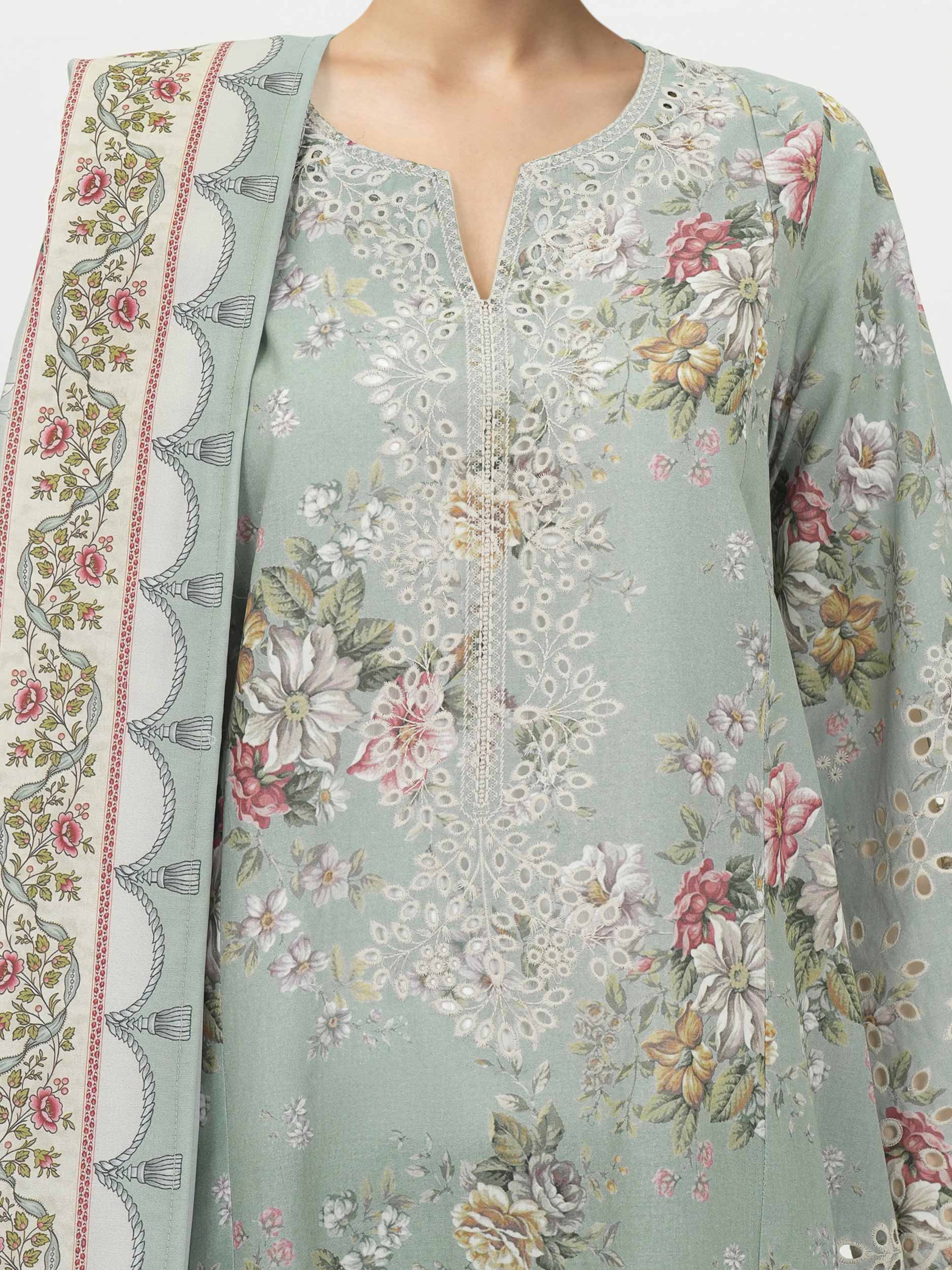 3 Piece Lawn Suit- Embroidered (Unstitched) - Image 4