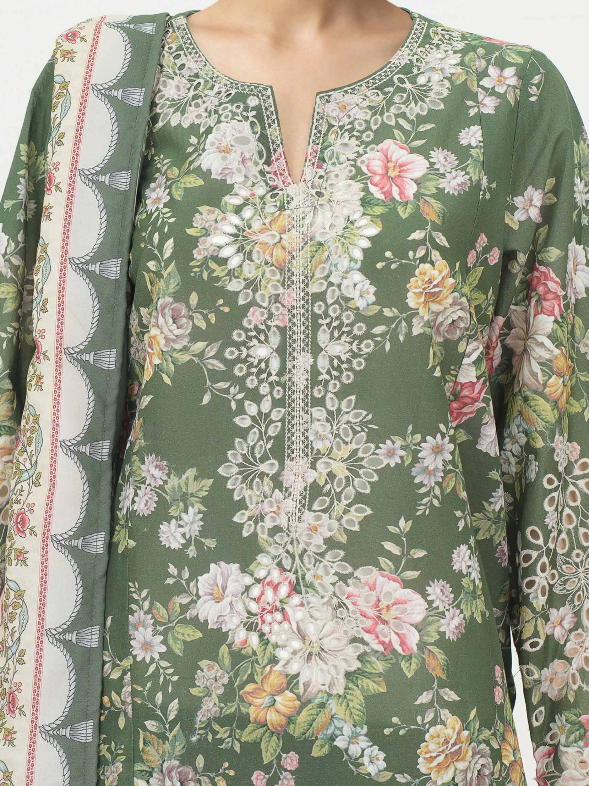 3 Piece Lawn Suit- Embroidered (Unstitched) - Image 4