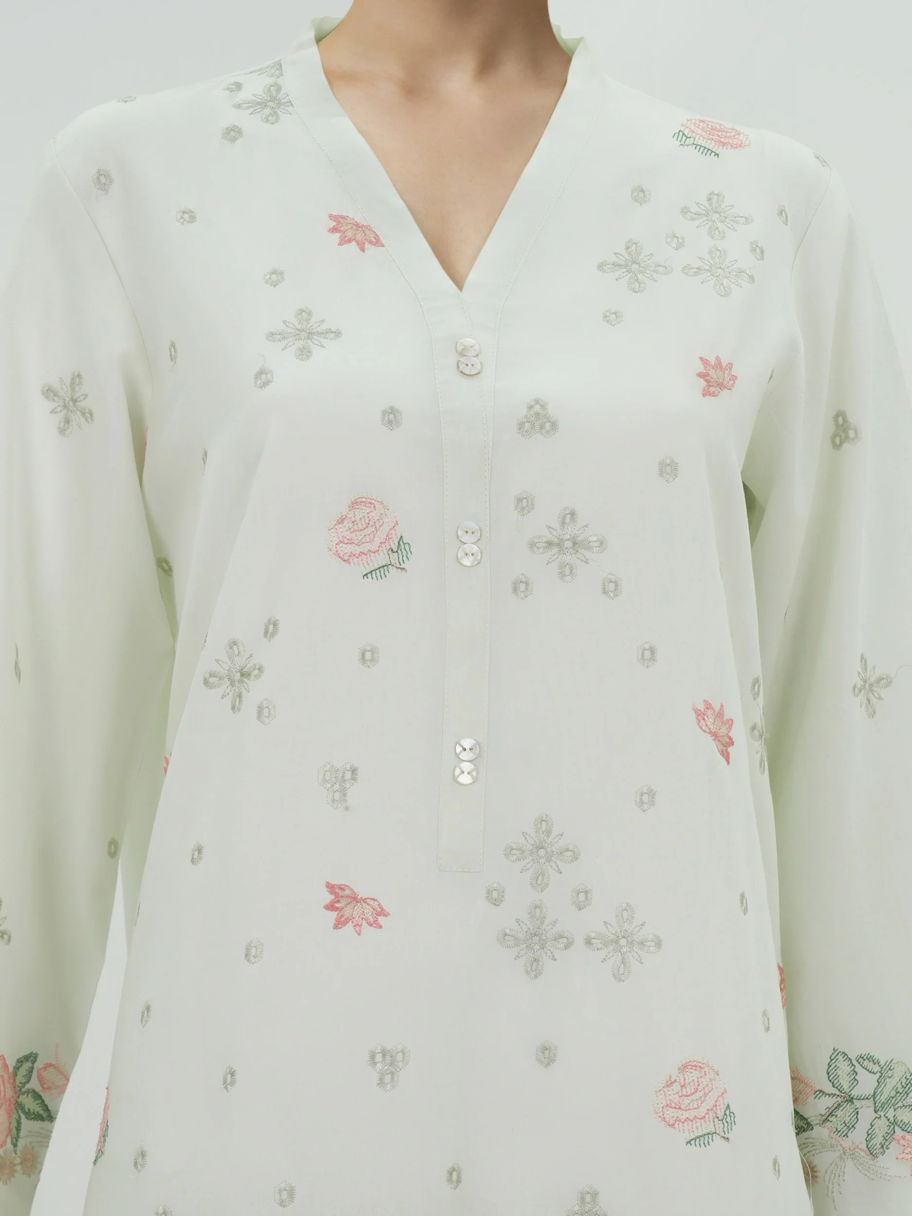 3 Piece Lawn Suit- Embroidered (Unstitched) - Image 4
