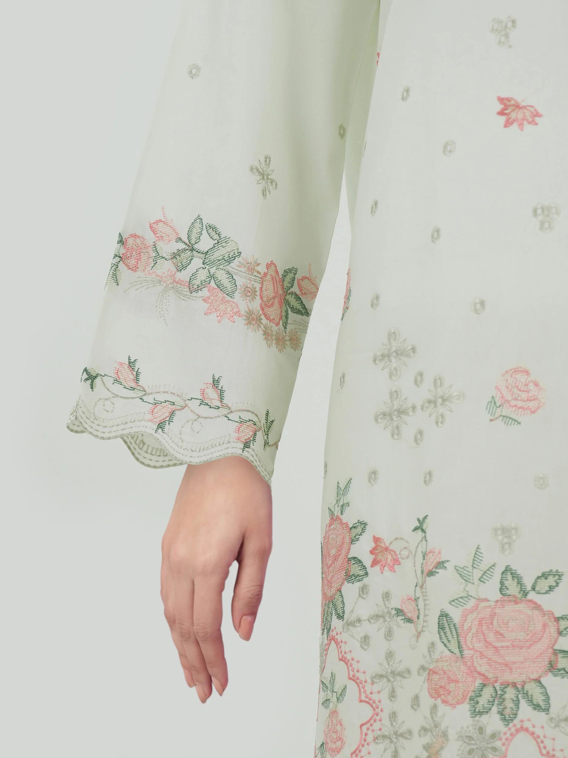 3 Piece Lawn Suit- Embroidered (Unstitched) - Image 5