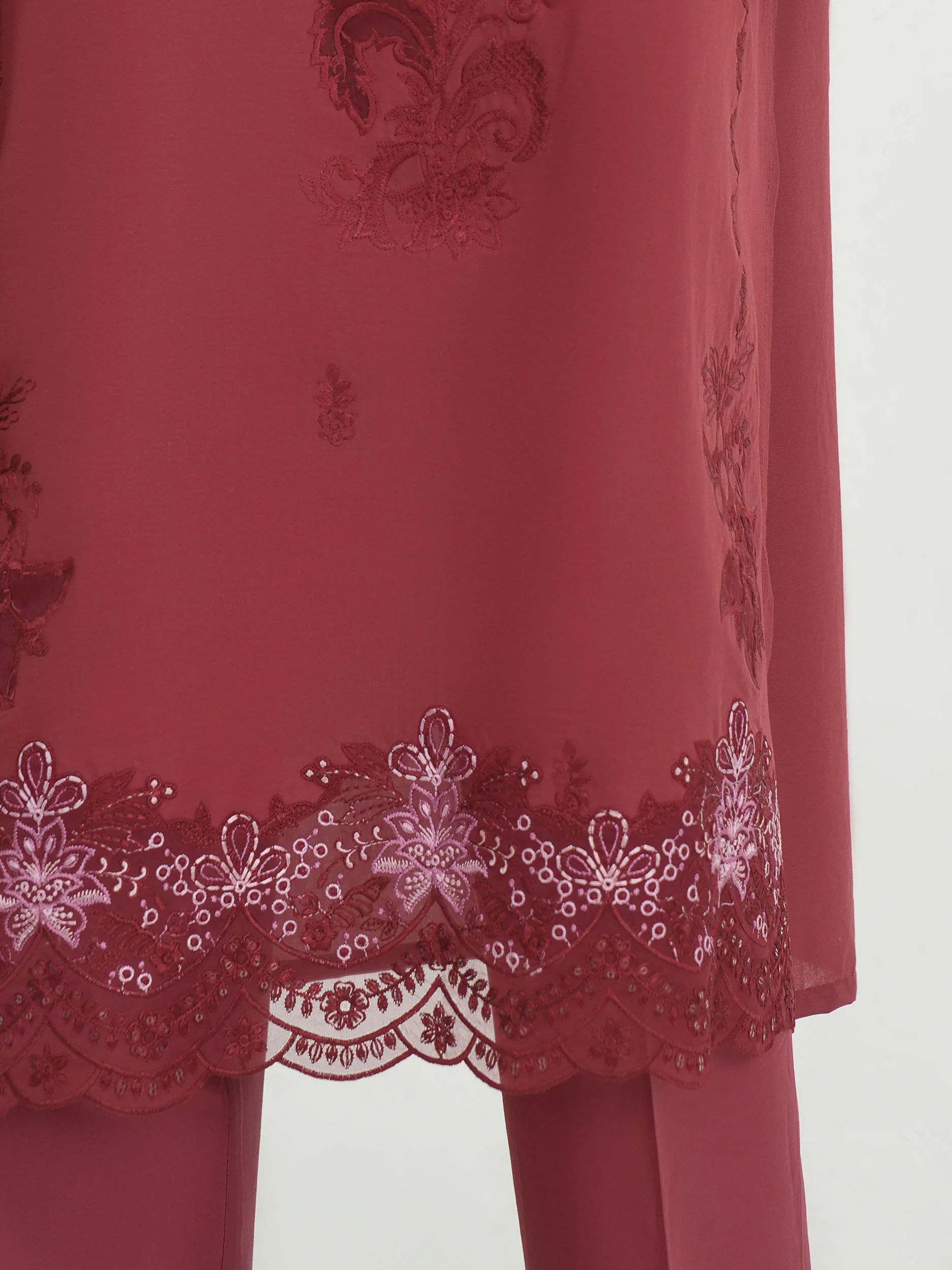 3 Piece Lawn Suit- Embroidered (Unstitched) - Image 6
