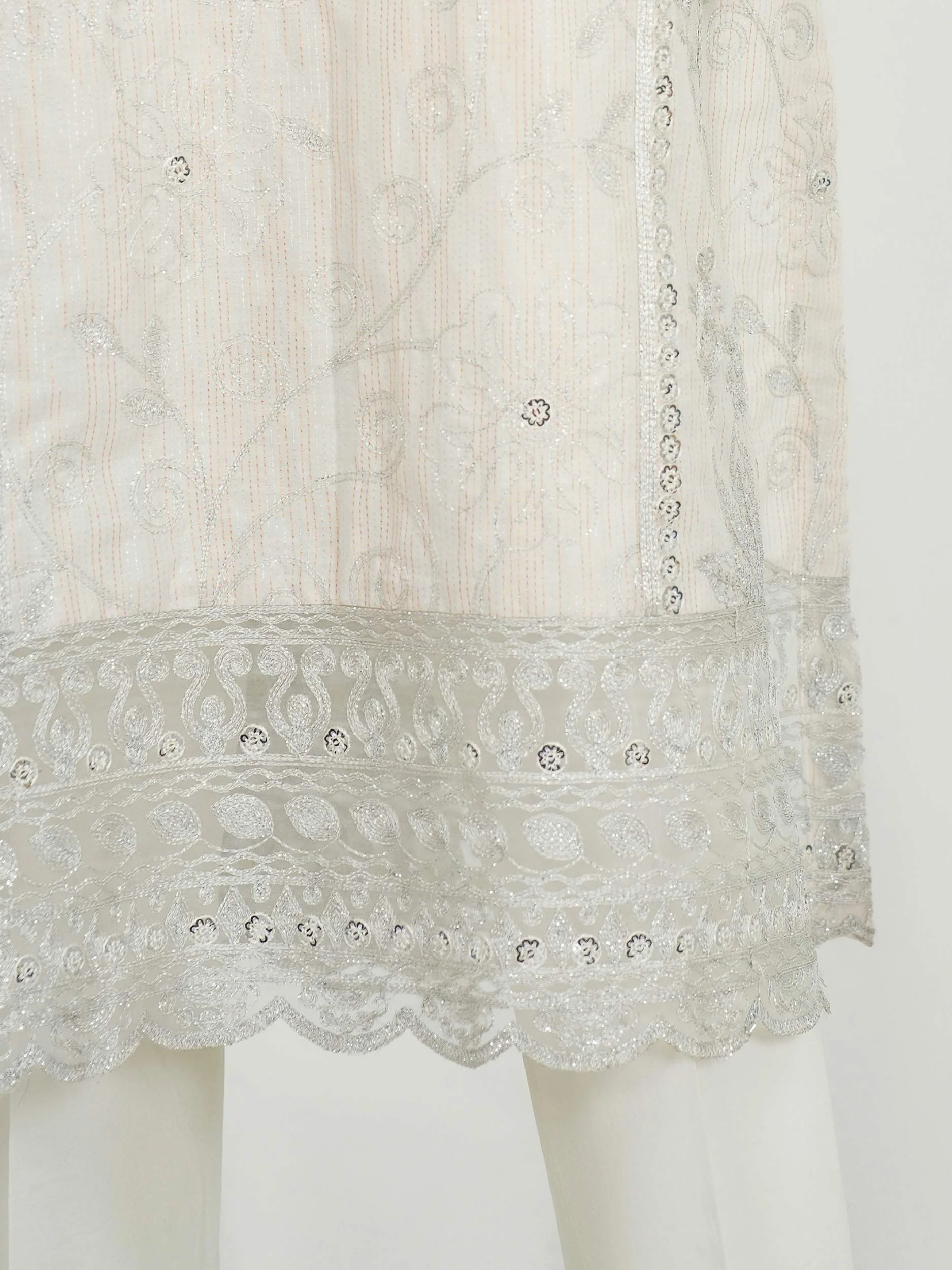 3 Piece Lawn Massuri Suit- Embroidered (Unstitched) - Image 5