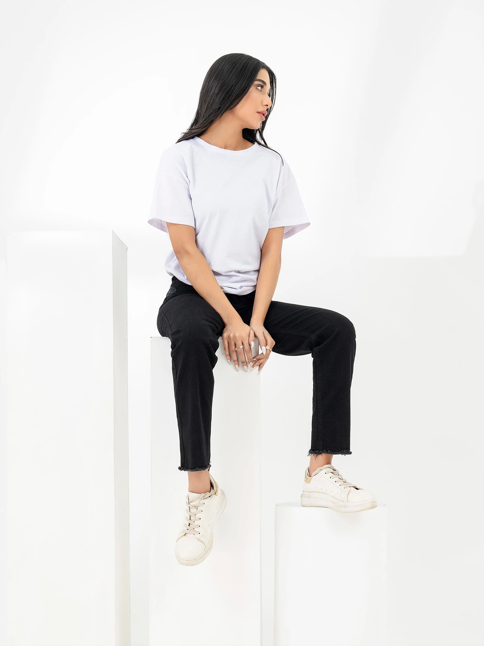 Ripped Straight Jeans - Image 4