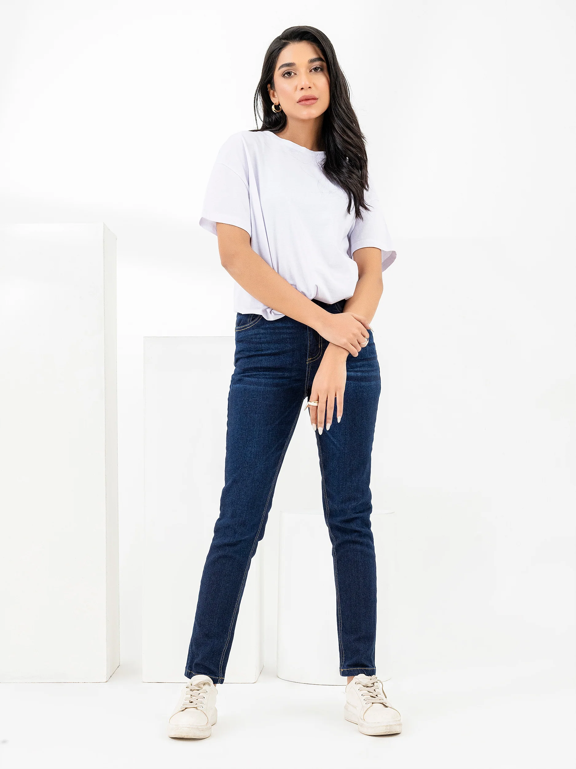 Basic Skinny Jeans - Image 2