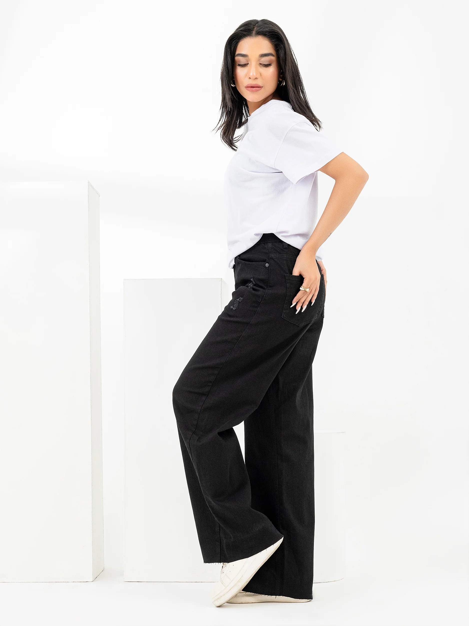 Ripped Wide Leg Jeans - Image 3