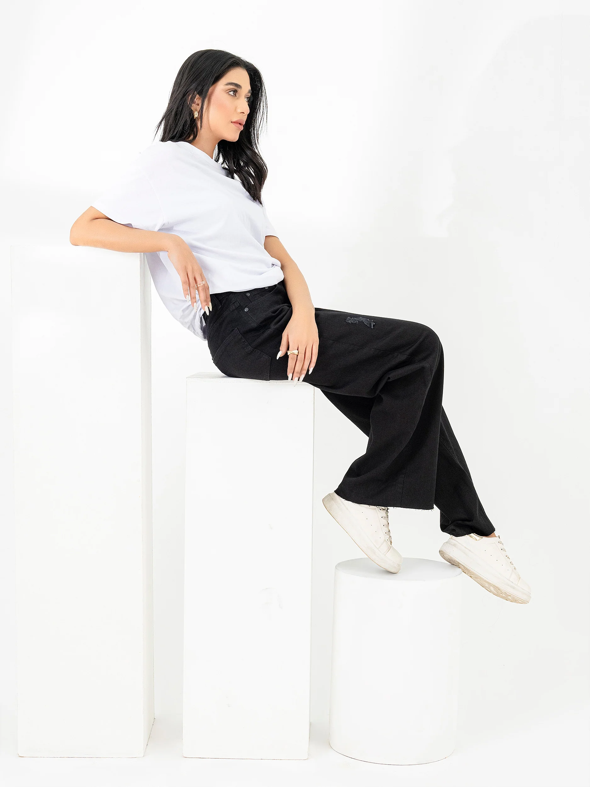 Ripped Wide Leg Jeans - Image 4