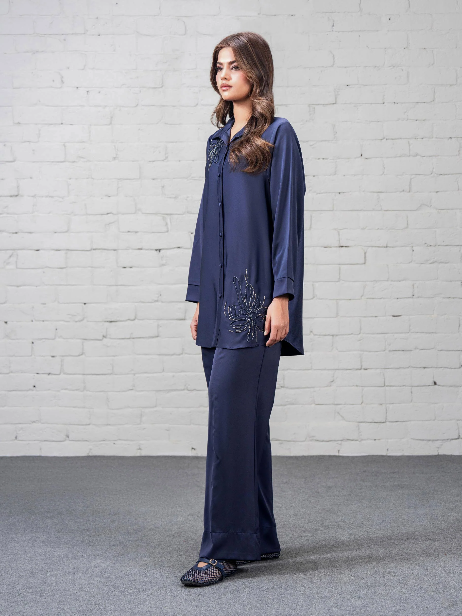 Premium Silk Co-ord set- Embellished - Image 3