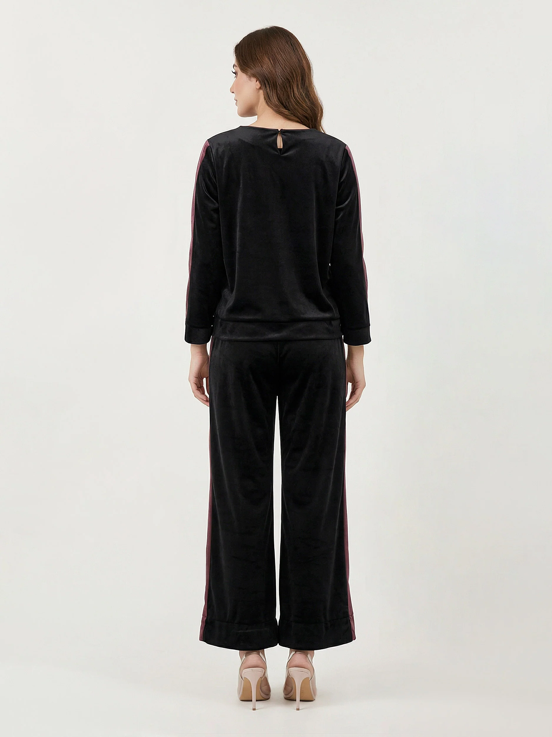 Velour Co-ord Set - Image 3
